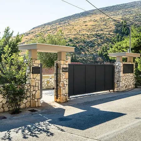 Melina Sea View דירה *