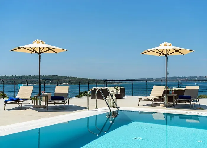 Melina Sea View דירה