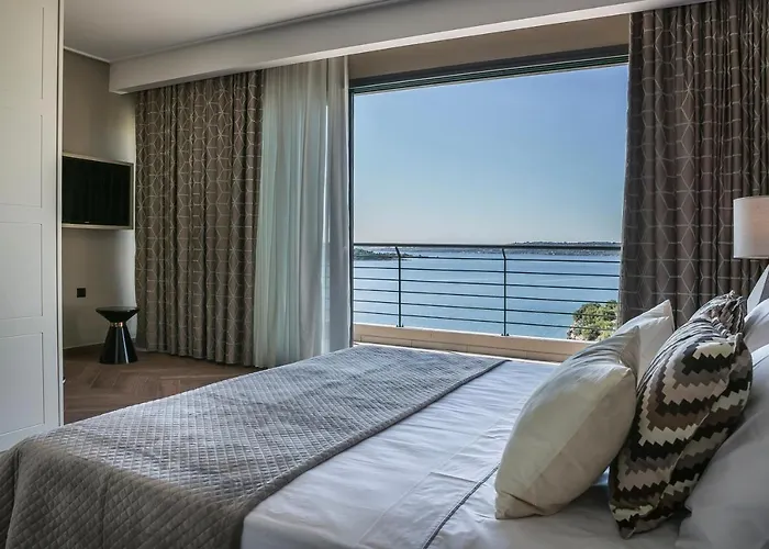 Melina Sea View דירה